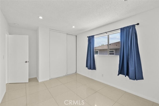 Building Photo - 28121 Robin Ave