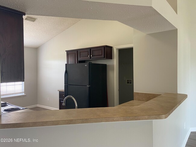 Building Photo - 3728 Arava Dr