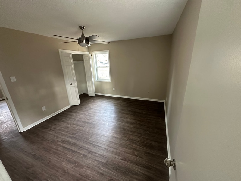 Building Photo - 1153 Claiborne Dr