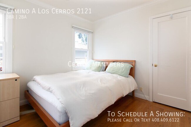 Building Photo - Camino A Los Cerros 2121-