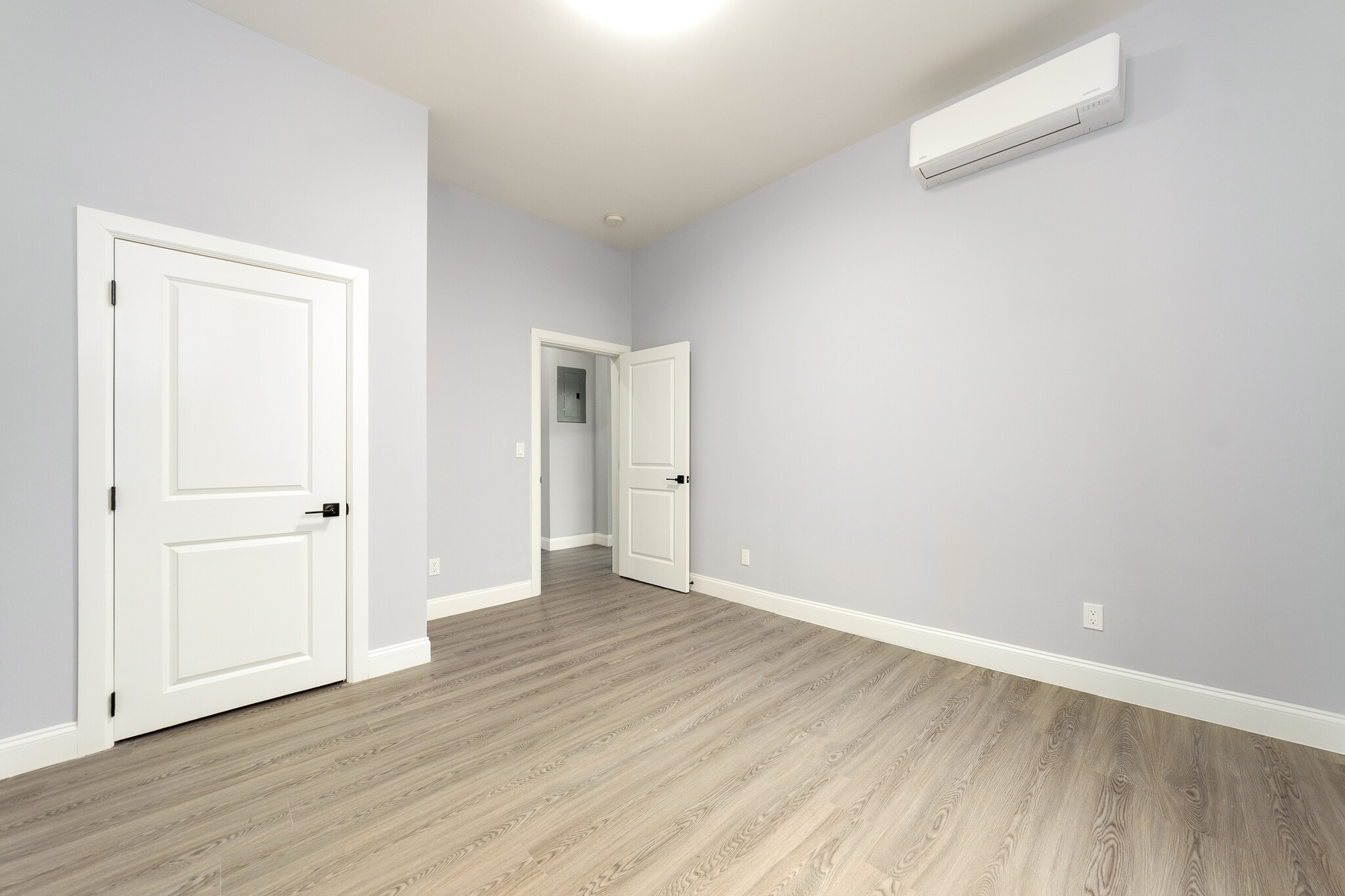 Building Photo - 222 Primrose Ave