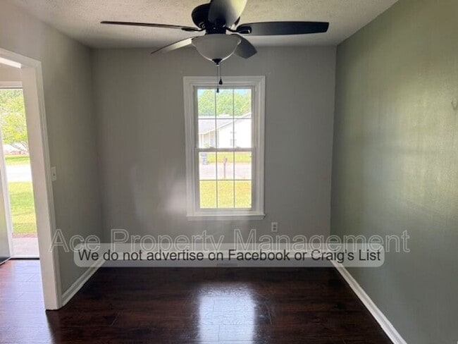 Building Photo - 2509 Quail Forest Dr