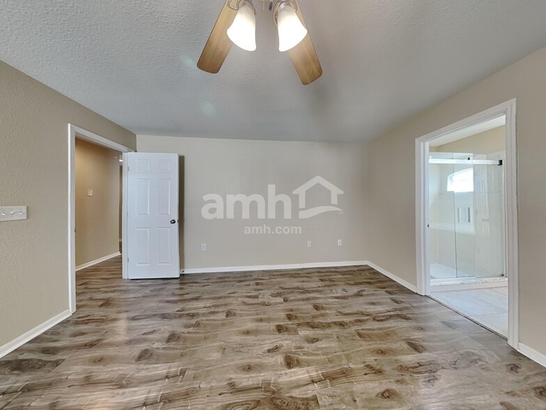 Building Photo - 3545 Marsh Wren St