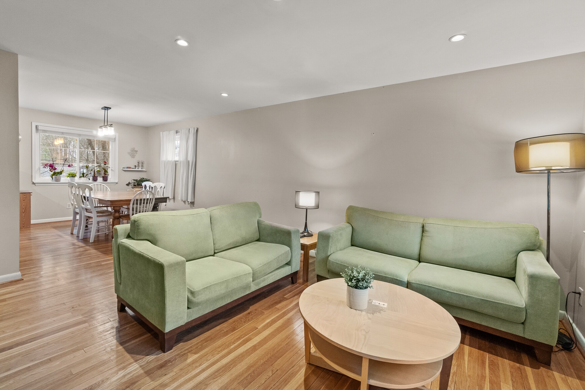 Building Photo - 212 Rollins Ave