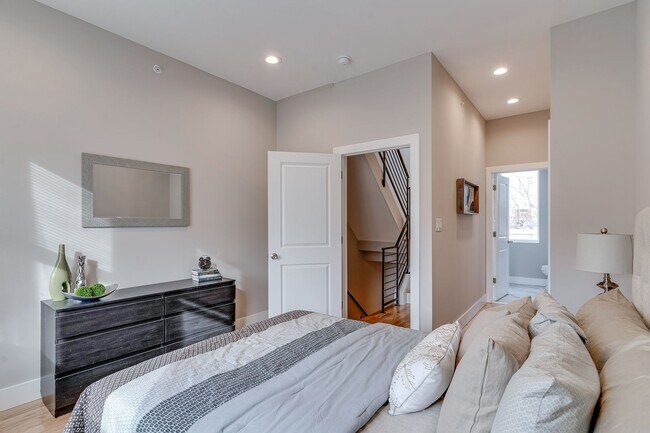 Building Photo - Brand New Luxury Home Brewerytown
