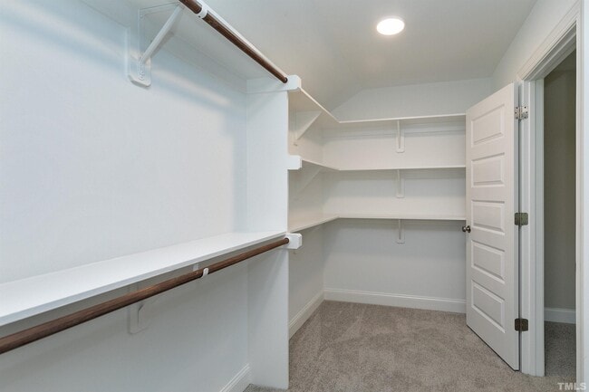 Building Photo - 3627 River Watch Ln
