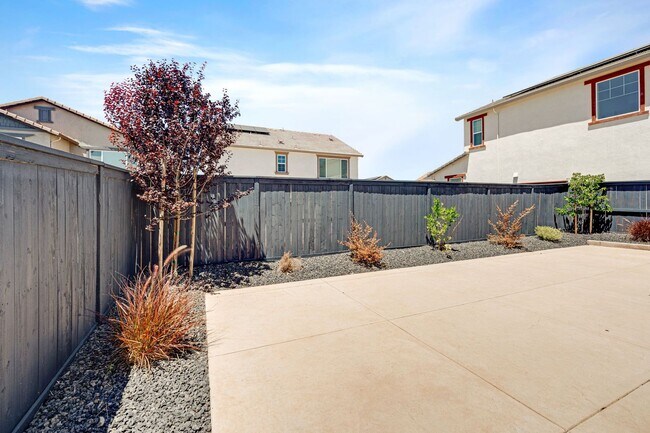 Building Photo - 2024-Built Sacramento Home with Modern Finishes & Private Backyard!