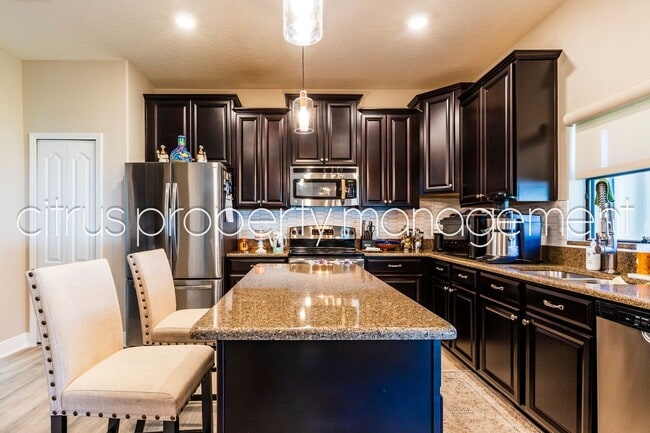 Building Photo - Charming and Immaculate, Updated 5/3 in Winter Garden's Alexander Ridge