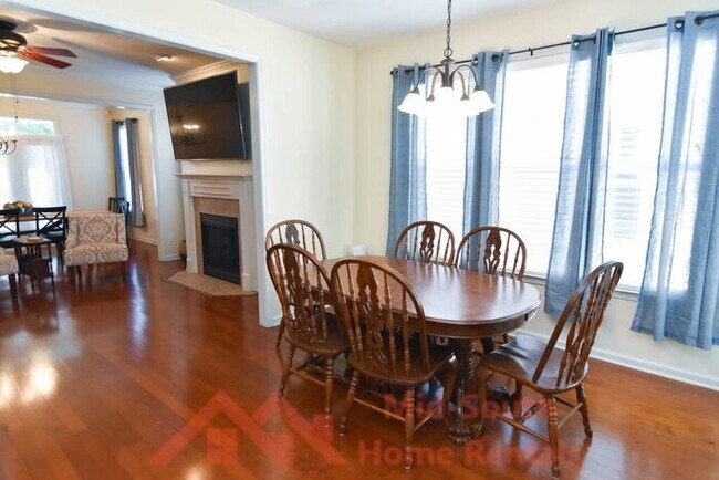 Building Photo - 1342 Harbor Park Dr