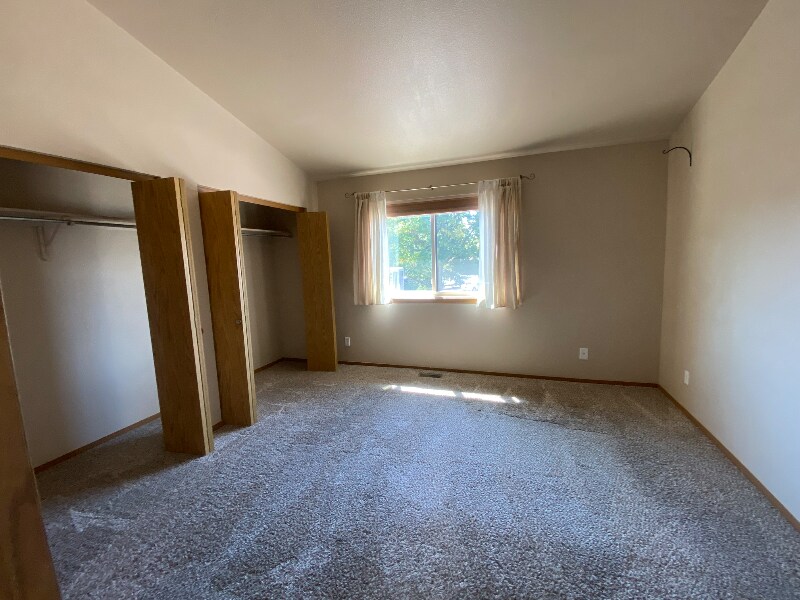 Building Photo - 11535 W 70th Pl