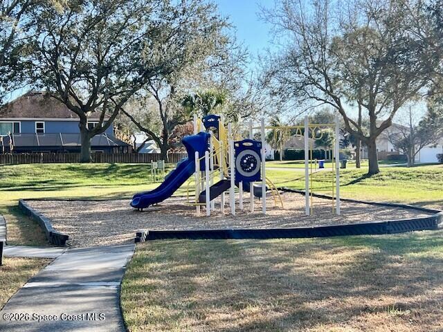 Building Photo - 331 Castlewood Ln