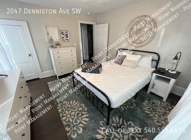 Building Photo - 2047 Denniston Ave SW