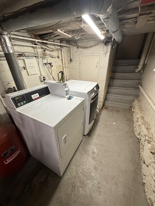 Building Photo - 119 Marlborough St