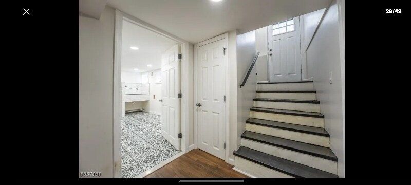 Building Photo - 439 Union Ave