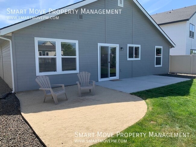 Building Photo - 2679 N Rapid Creek Way