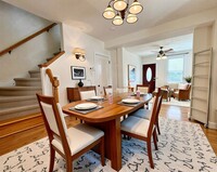 Building Photo - 2 Bedroom 1.5 Bathroom with bonus room in ...