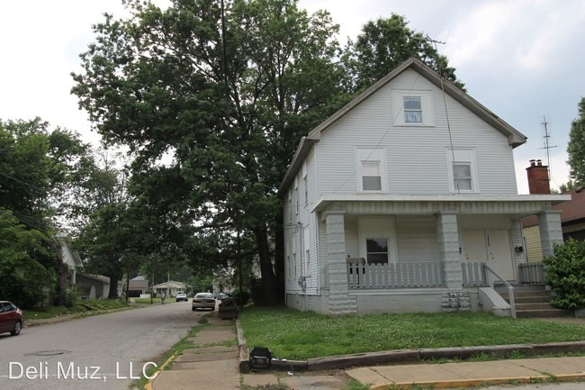 Primary Photo - 1429 Judson St