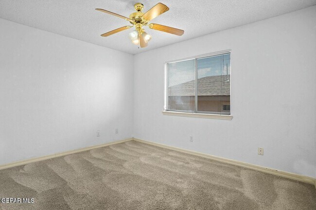 Building Photo - 7037 Luz De Espejo Dr