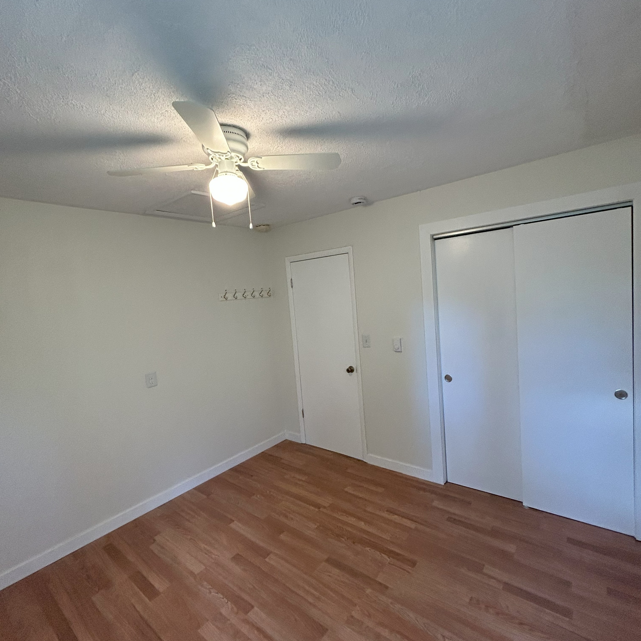 Building Photo - 11785 Vonnie Claire Rd