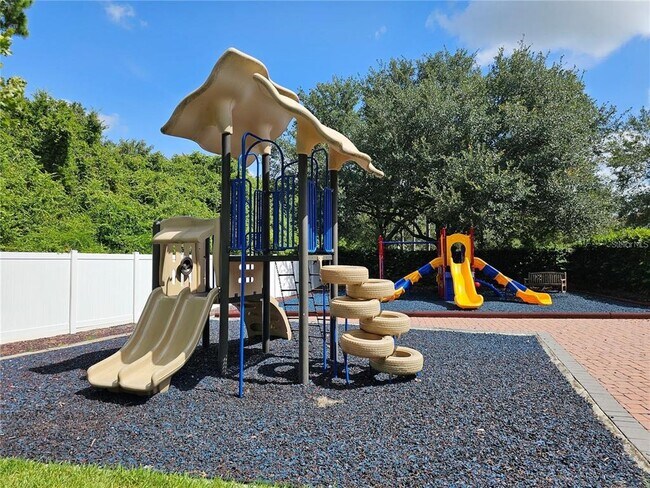 Building Photo - 5354 Diplomat Ct