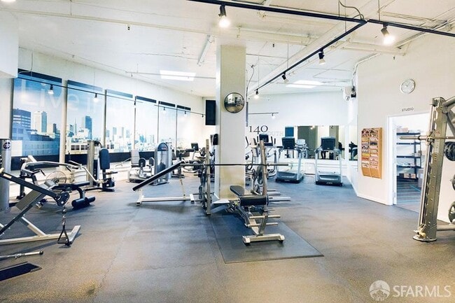 Building Photo - 140 Van Ness Ave