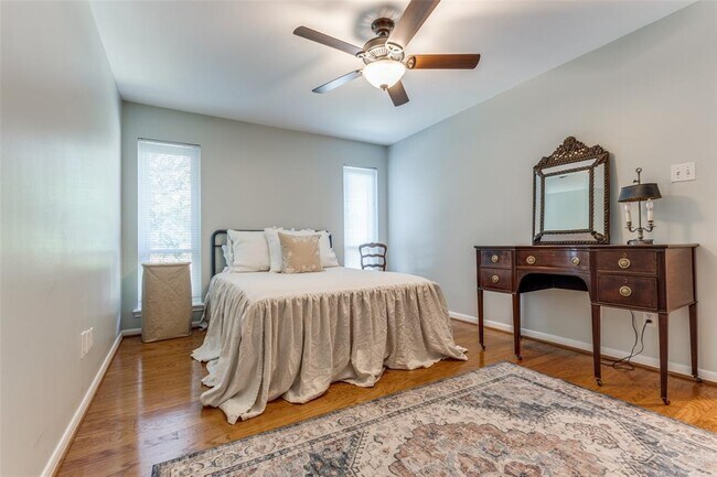 Building Photo - 14132 Bluebird Ln