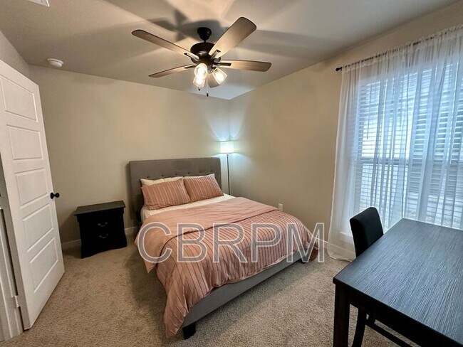 Building Photo - 2014 132nd St