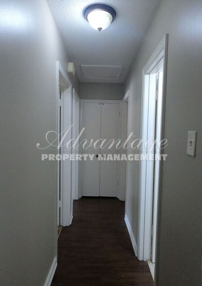 Building Photo - Newly Renovated Home In Raleigh