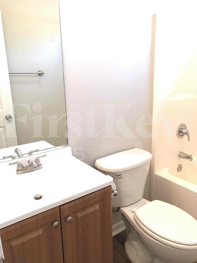 Building Photo - 120 Pointer Dr