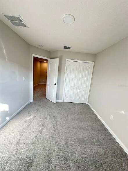 Building Photo - 4998 Rain Shadow Dr