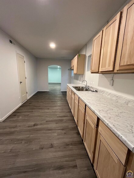 Building Photo - 1201 Prairie St