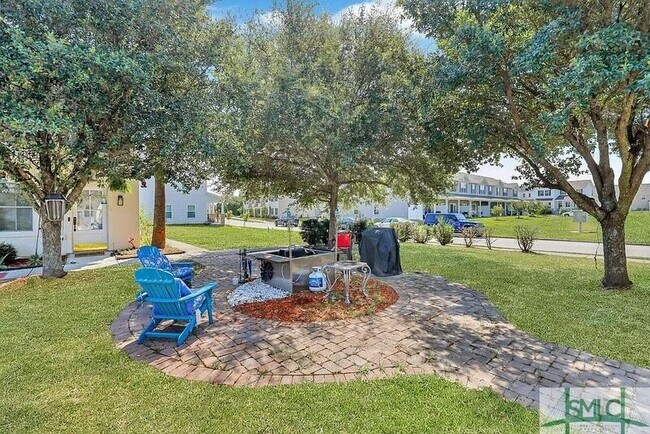 Building Photo - 126 Birch Cir