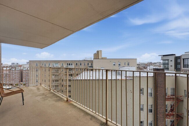Building Photo - 6040 JFK Blvd E