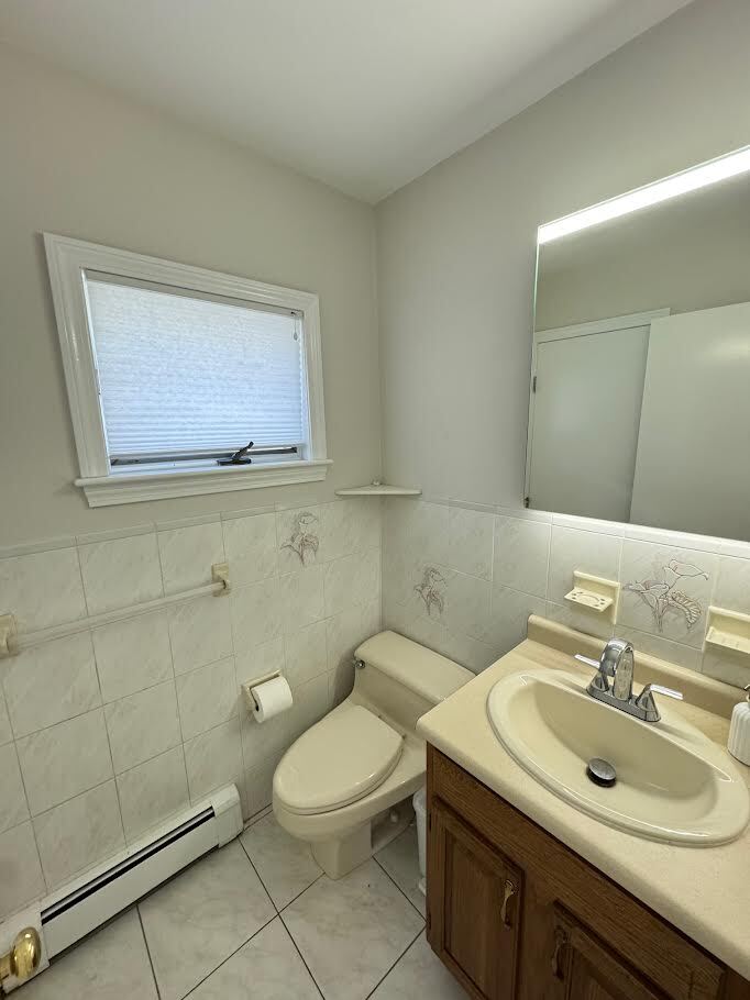 Building Photo - 12 Gardner St