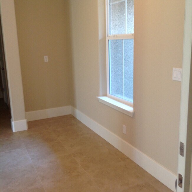 Building Photo - Gated Harlan Ranch Home for Lease