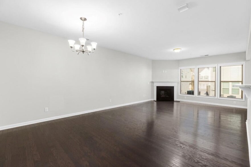 Building Photo - 1232 Fischer Trace