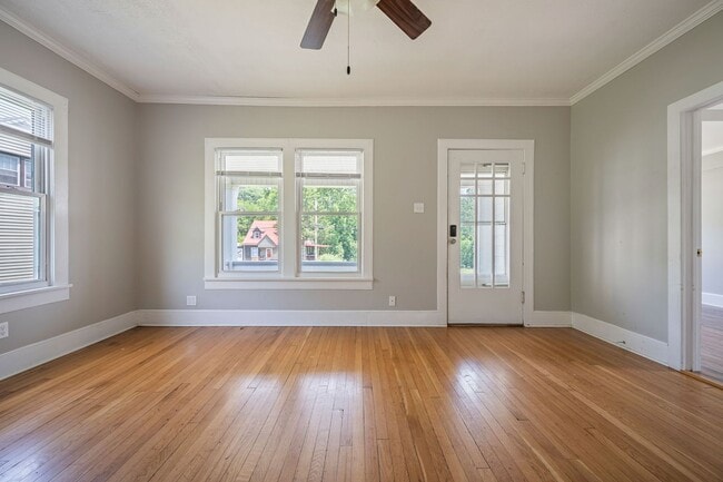 Building Photo - 4 bedroom home in Rich Creek!