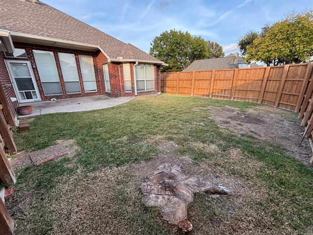 Building Photo - 10717 Canoe Rd