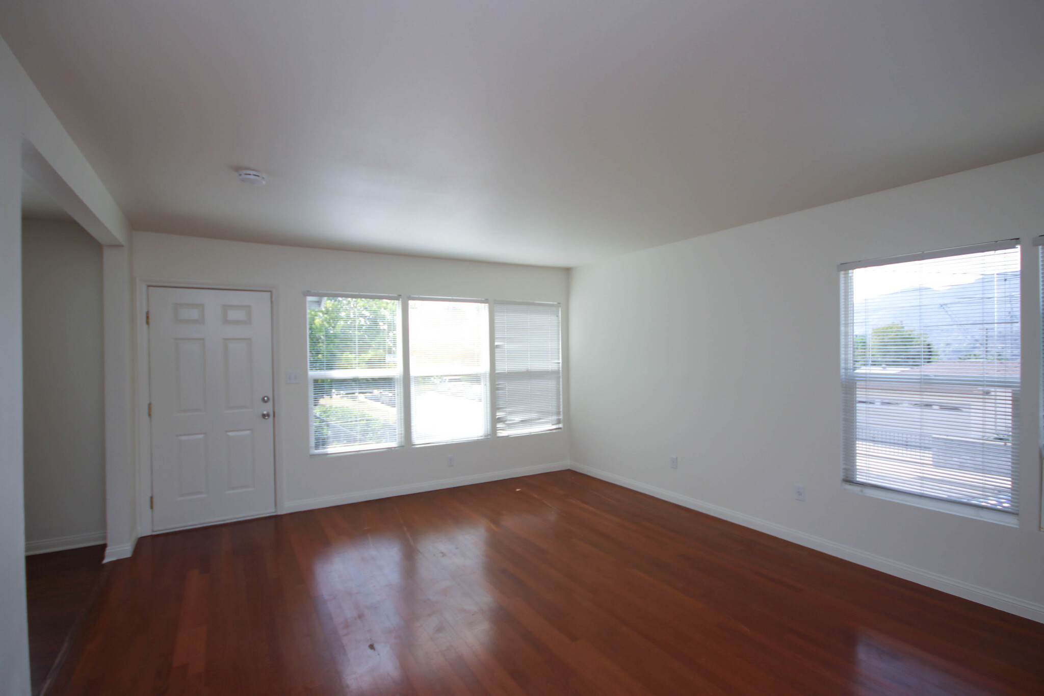 Building Photo - 3148 Abella St