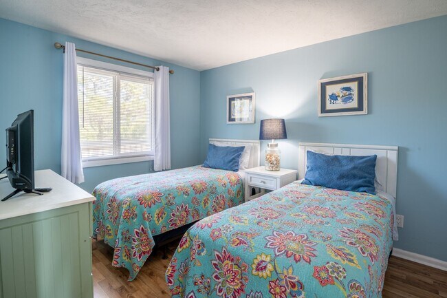 Building Photo - Ocean Dunes 2107 @  2107 Surfrider Ct.