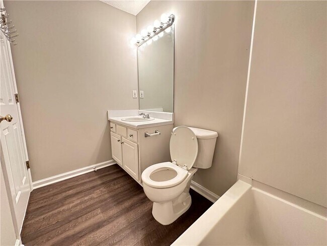 Building Photo - 3613 Gainesway Trace