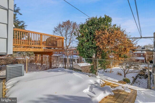 Building Photo - 272 Kalos St