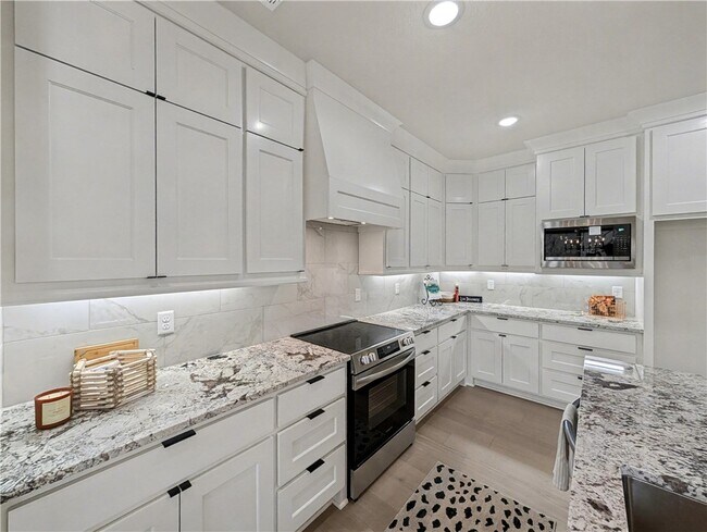 Building Photo - 30 Cromer Dr