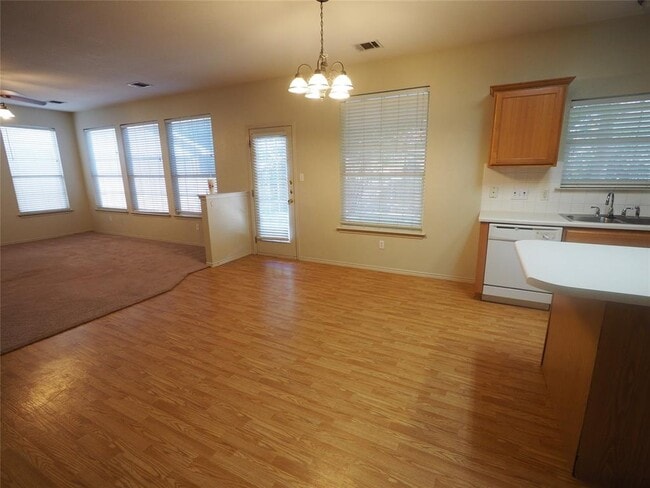 Building Photo - 903 Fenway Park Ct