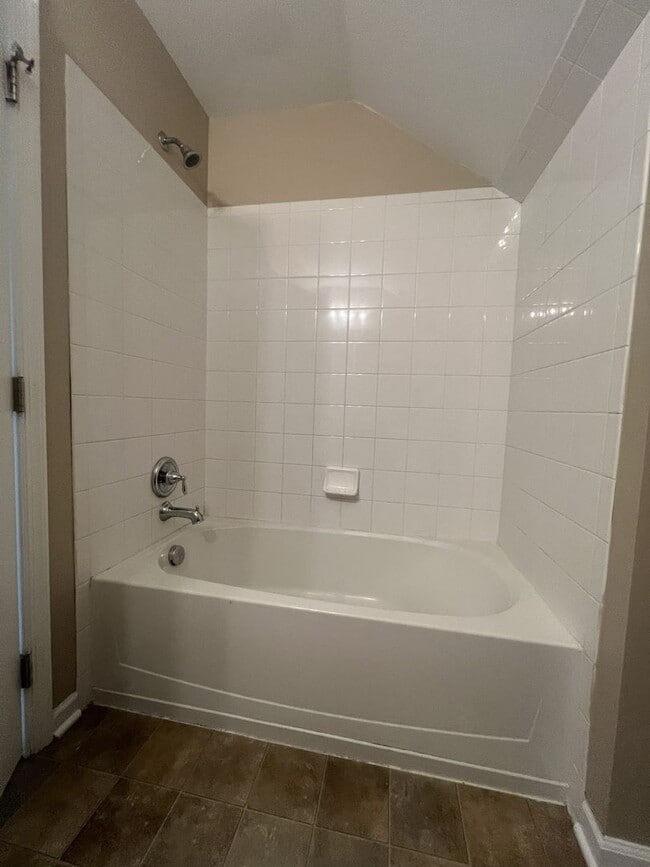 Building Photo - 13600 Warwick Longbay Dr