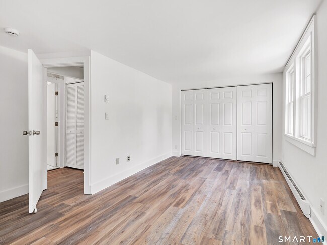 Building Photo - 41 Frisbie St