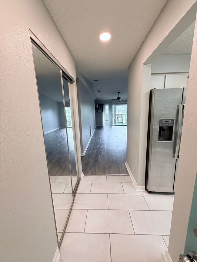 Building Photo - 7294 Cloister Dr