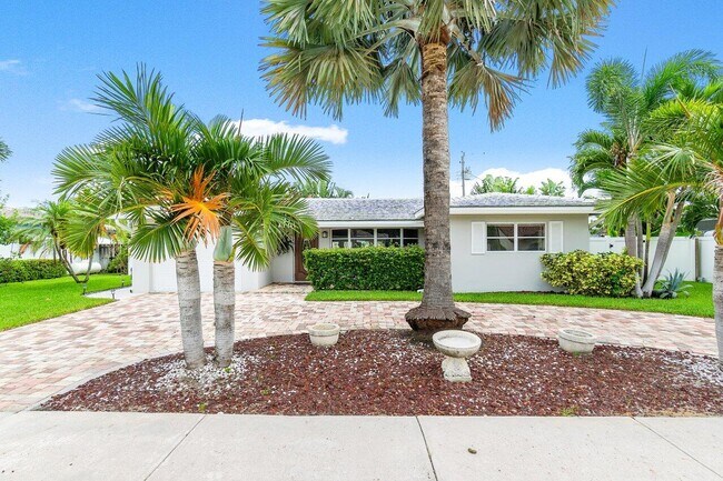 Primary Photo - 1301 SE 14th Dr