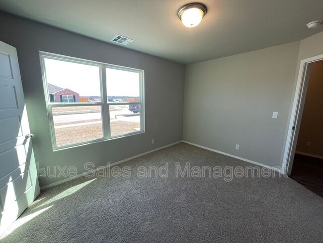 Building Photo - 16126 S 88th E Ave
