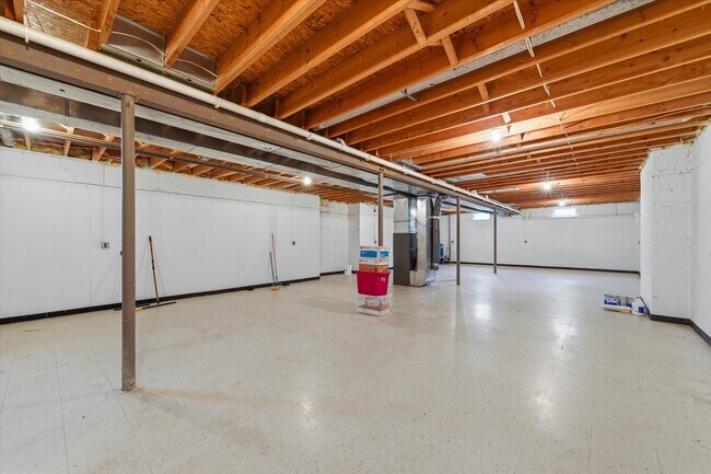 Building Photo - 5700 W M 36